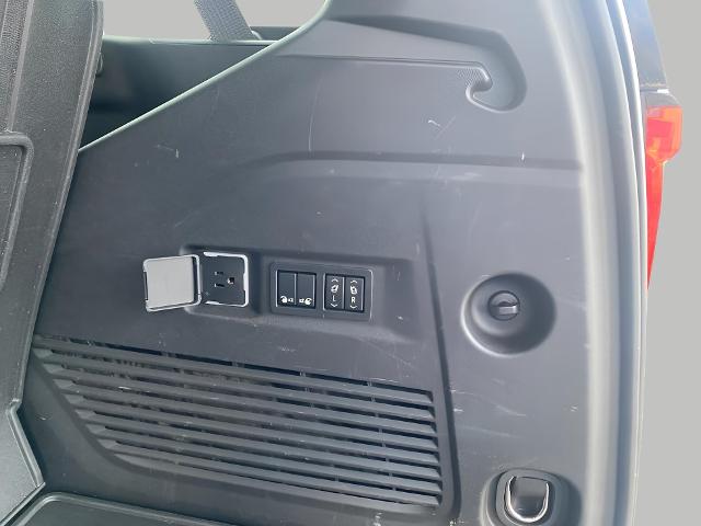 2022 GMC Yukon Vehicle Photo in APPLETON, WI 54914-8833