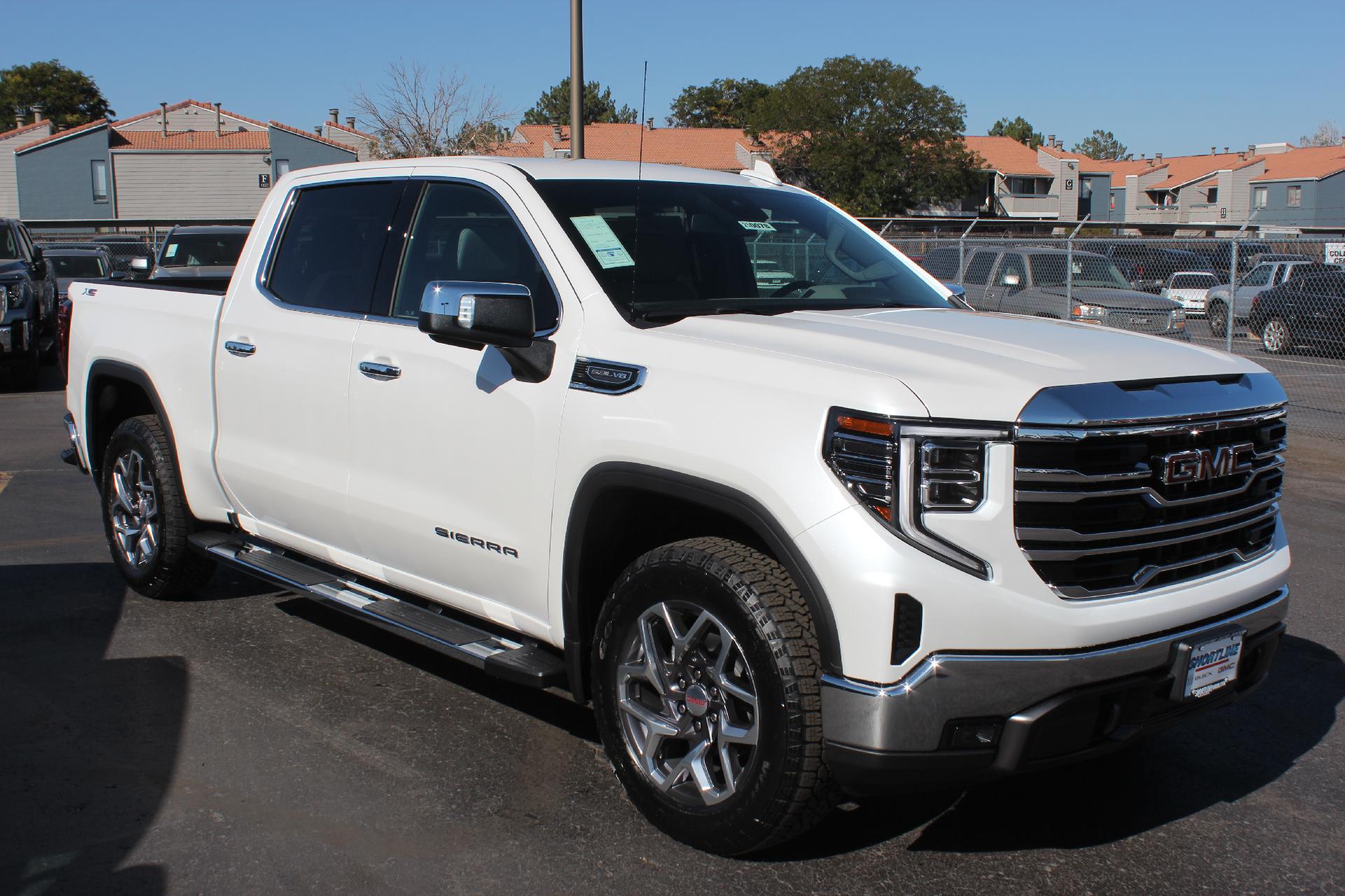 2025 GMC Sierra 1500 Vehicle Photo in AURORA, CO 80012-4011