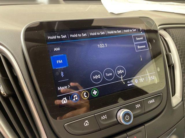 2025 Chevrolet Malibu Vehicle Photo in PHOENIX, AZ 85014-3381