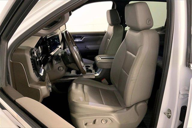 2022 Chevrolet Silverado 1500 Vehicle Photo in KANSAS CITY, MO 64114-4502