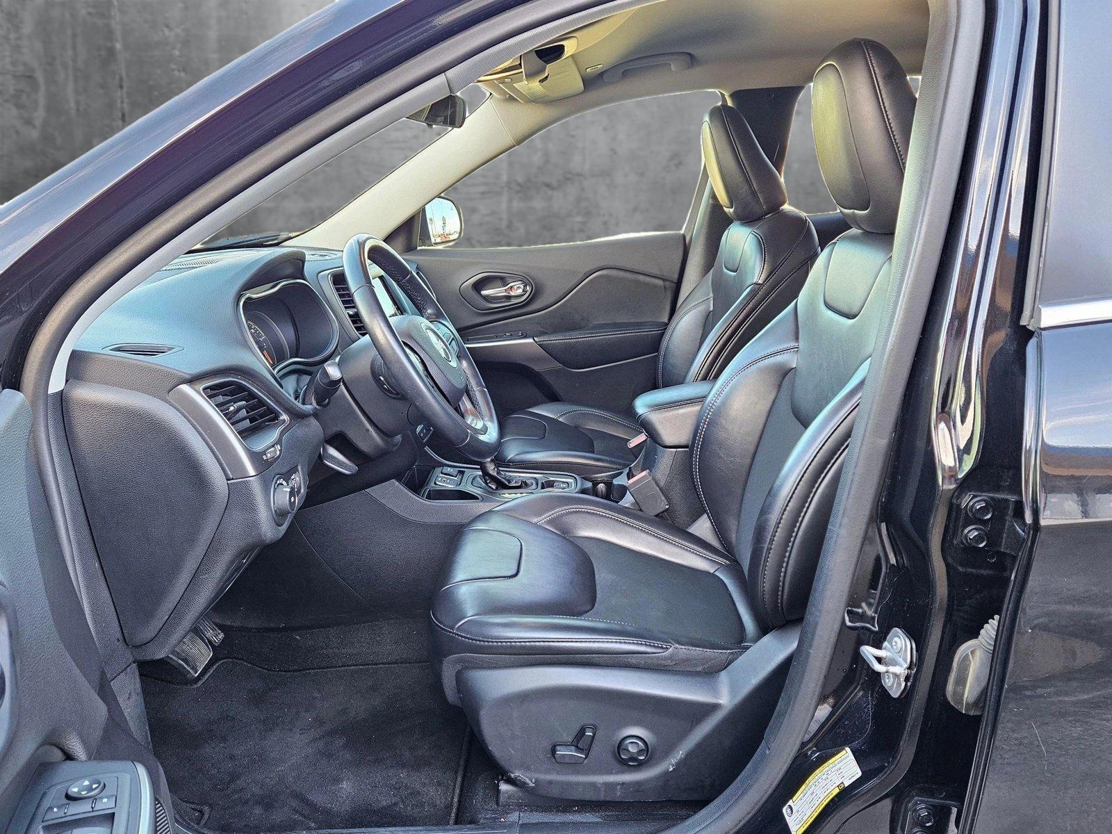 2019 Jeep Cherokee Vehicle Photo in AMARILLO, TX 79103-4111