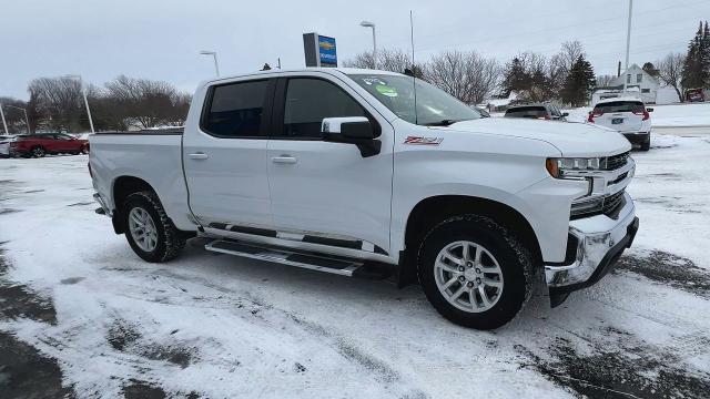 Used 2021 Chevrolet Silverado 1500 LT with VIN 1GCUYDED6MZ273619 for sale in Lewiston, Minnesota