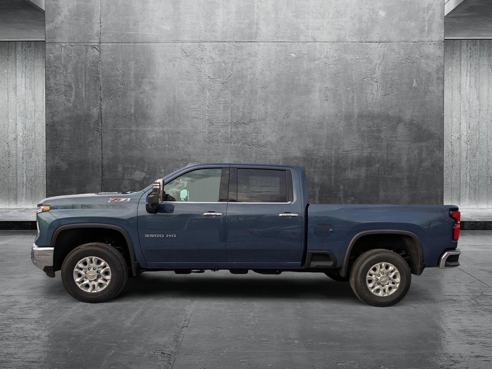 2025 Chevrolet Silverado 3500 HD Vehicle Photo in TIMONIUM, MD 21093-2300