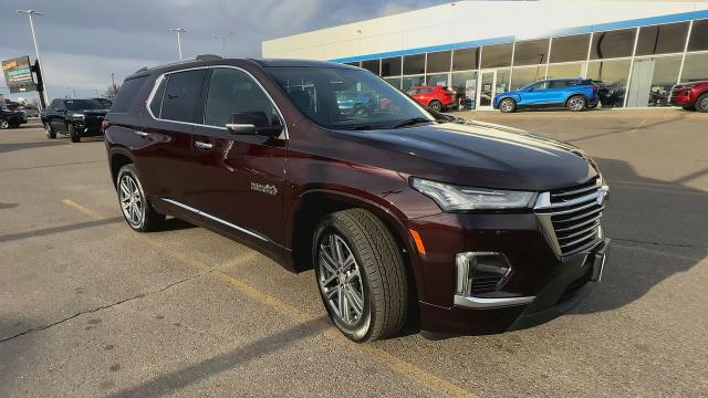 Used 2022 Chevrolet Traverse High Country with VIN 1GNEVNKW7NJ164134 for sale in Saint Cloud, Minnesota