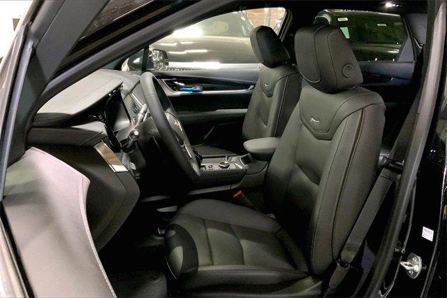 2025 Cadillac XT5 Vehicle Photo in KANSAS CITY, MO 64114-4545