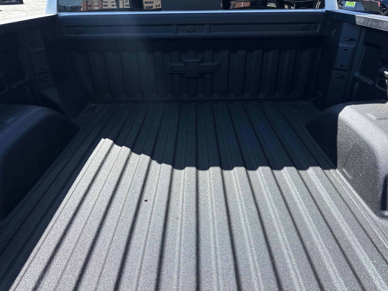 2025 Chevrolet Silverado 1500 Vehicle Photo in LOS ANGELES, CA 90007-3794