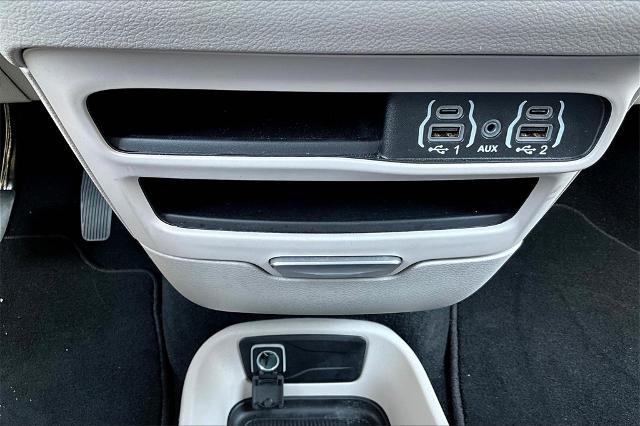 2024 Chrysler Pacifica Vehicle Photo in Tulsa, OK 74145