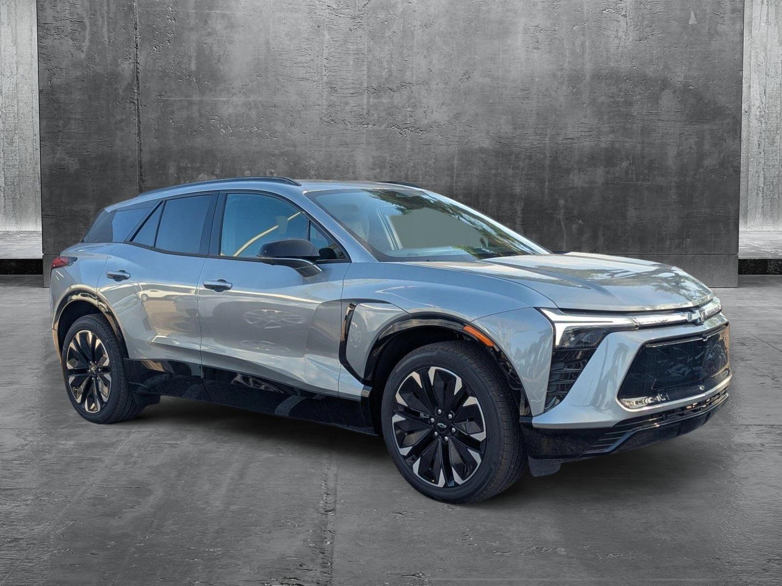 2025 Chevrolet Blazer EV Vehicle Photo in GREENACRES, FL 33463-3207