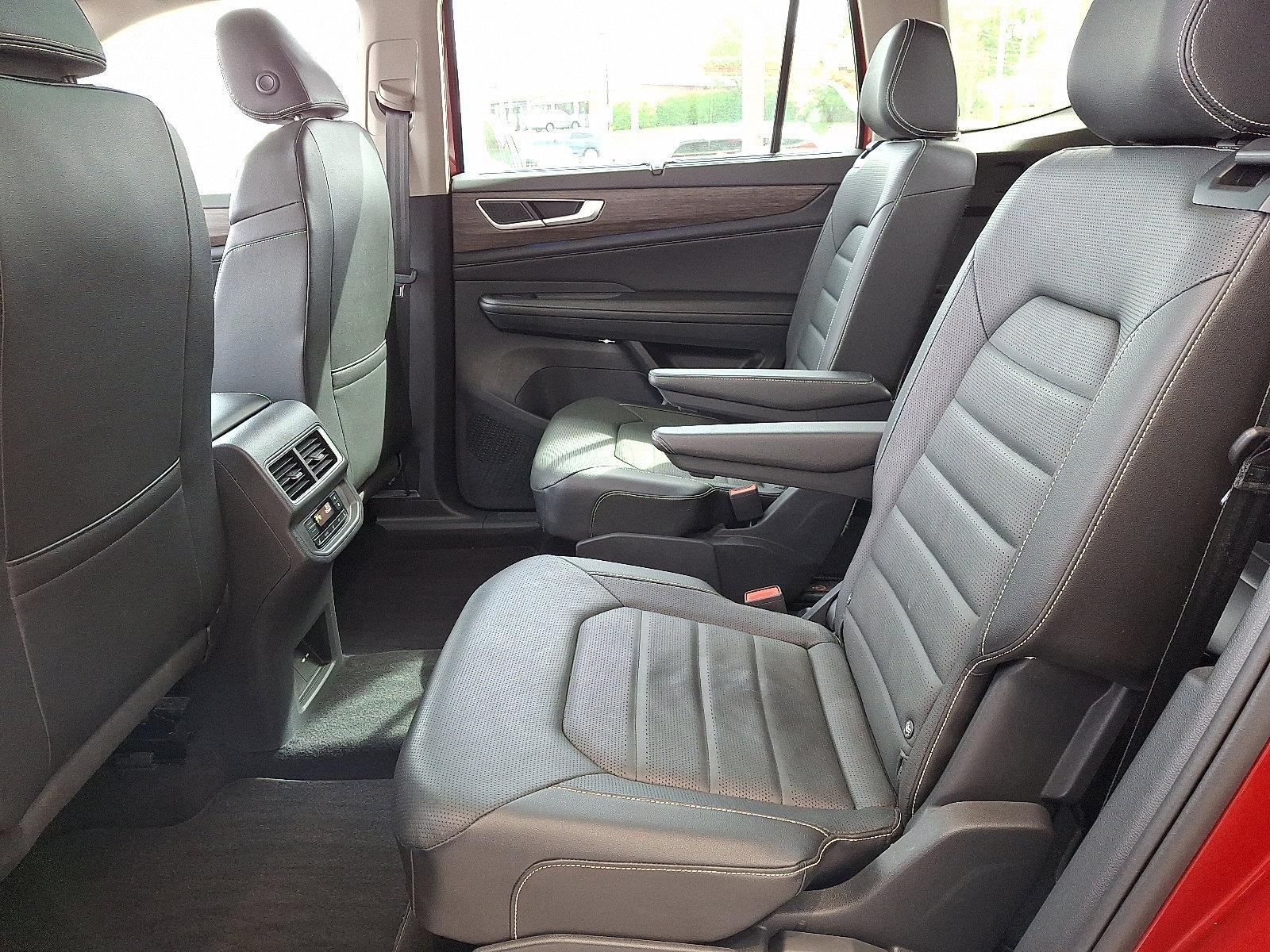 2024 Volkswagen Atlas Vehicle Photo in Lancaster, PA 17601