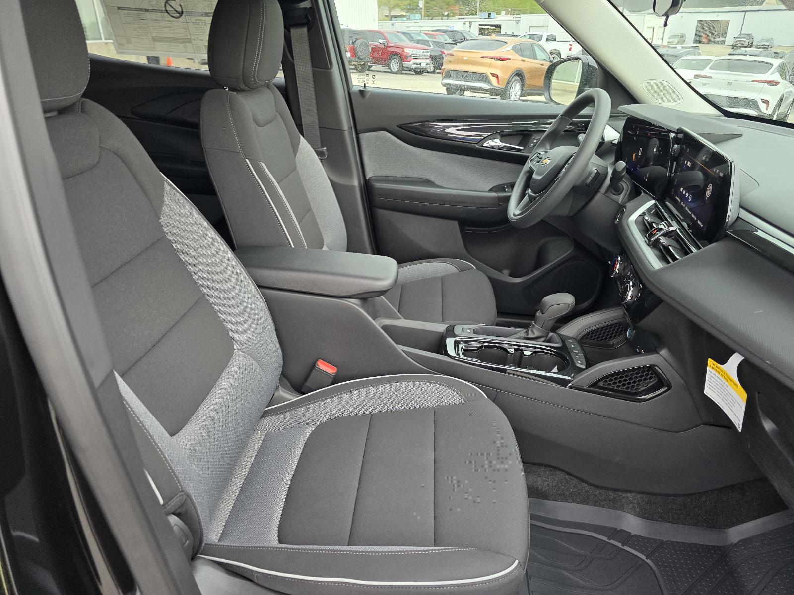 2025 Chevrolet Trailblazer Vehicle Photo in Rolla, MO 65401