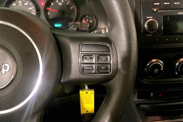 2013 Jeep Patriot Vehicle Photo in Lees Summit, MO 64086