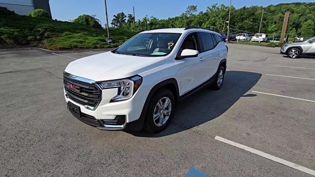 2023 GMC Terrain Vehicle Photo in Pleasant Hills, PA 15236