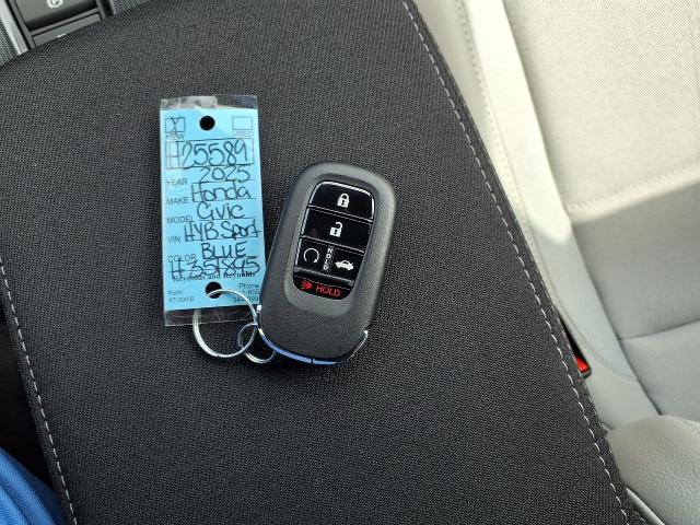 2025 Honda Civic Sedan Hybrid Vehicle Photo in Oshkosh, WI 54904