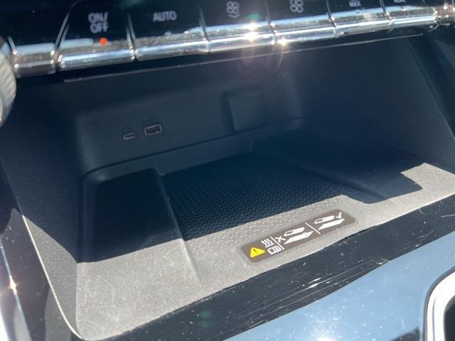 2024 Chevrolet Traverse Vehicle Photo in GREEN BAY, WI 54304-5303