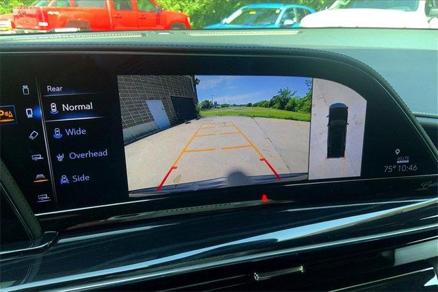2024 Cadillac Escalade ESV Vehicle Photo in KANSAS CITY, MO 64114-4545