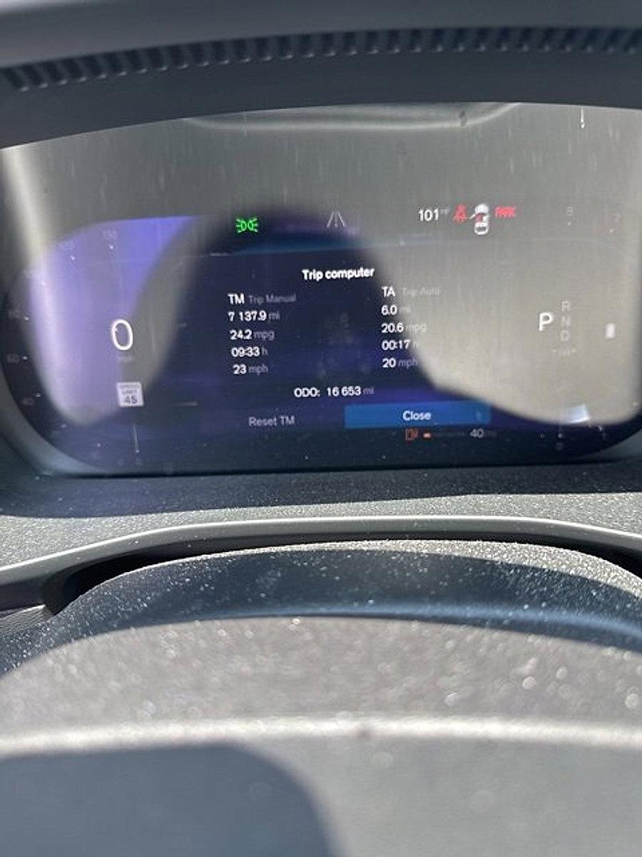 2023 Volvo XC40 Vehicle Photo in Trevose, PA 19053