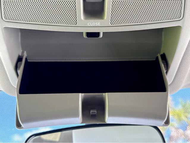 2018 Nissan Rogue Vehicle Photo in Hinesville, GA 31313