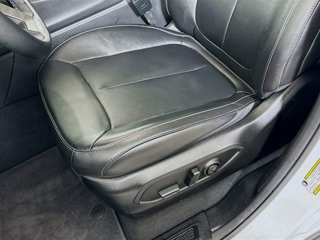 2022 Jeep Grand Cherokee L Vehicle Photo in Doylsetown, PA 18901