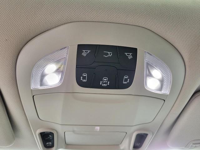 2023 Chrysler Pacifica Vehicle Photo in NEENAH, WI 54956-2243