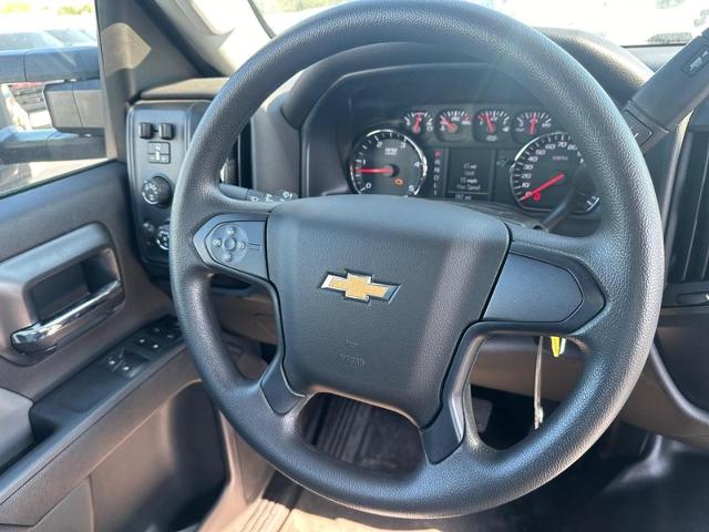 2024 Chevrolet Silverado 5500 HD Vehicle Photo in COLUMBIA, MO 65203-3903