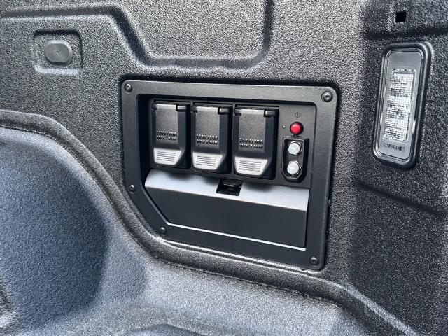 2025 Chevrolet Silverado EV Vehicle Photo in GARDNER, MA 01440-3110