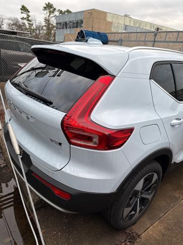 2025 Volvo XC40 Vehicle Photo in Houston, TX 77007