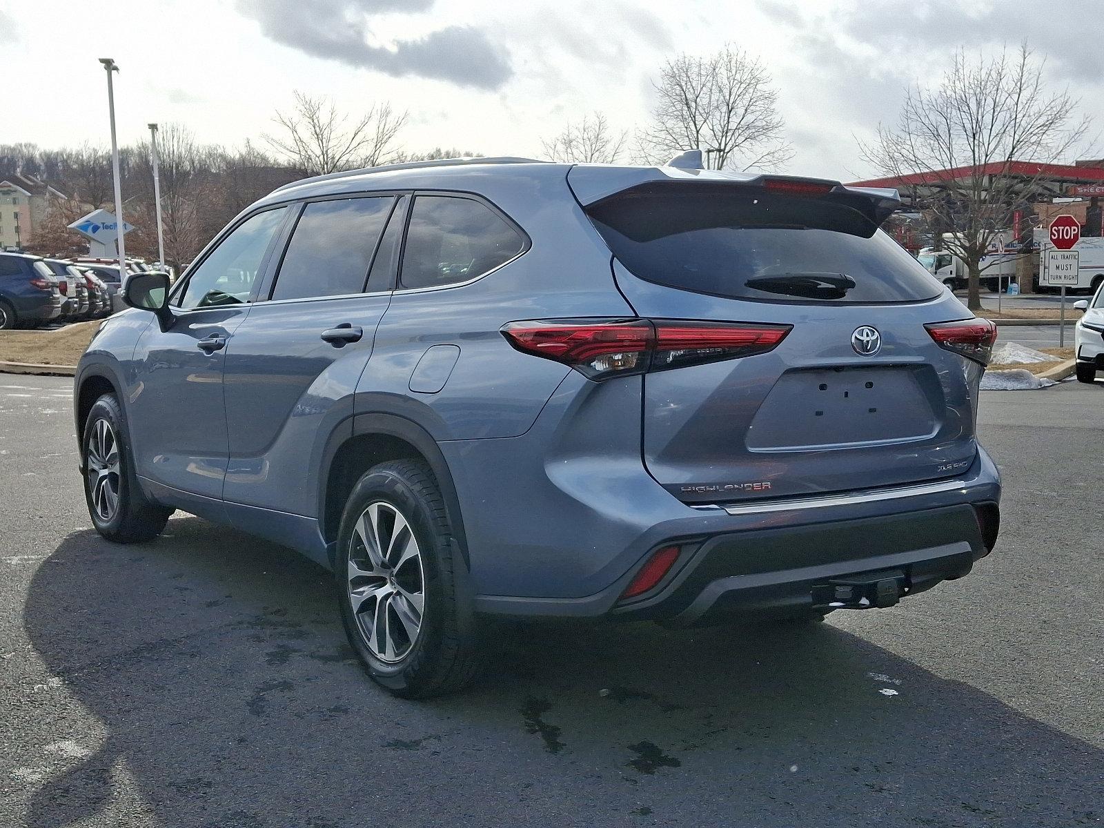 2022 Toyota Highlander Vehicle Photo in Harrisburg, PA 17111