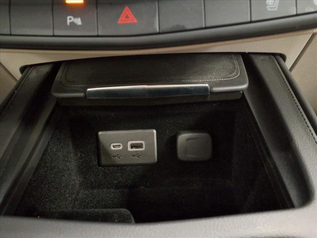 2021 Cadillac XT4 Vehicle Photo in DELRAY BEACH, FL 33483-3294