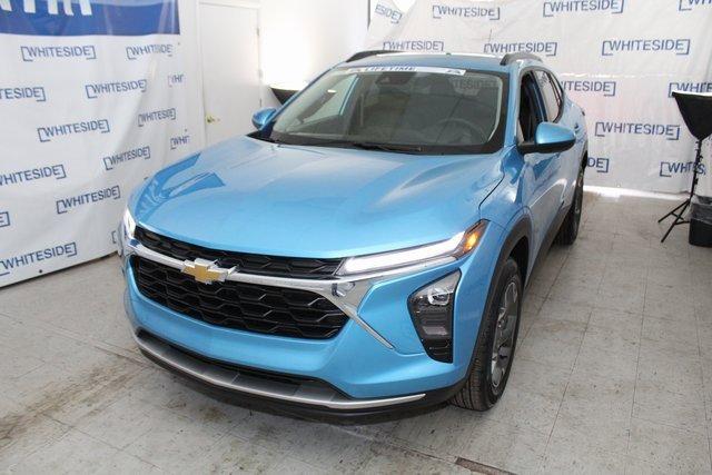 2025 Chevrolet Trax Vehicle Photo in SAINT CLAIRSVILLE, OH 43950-8512