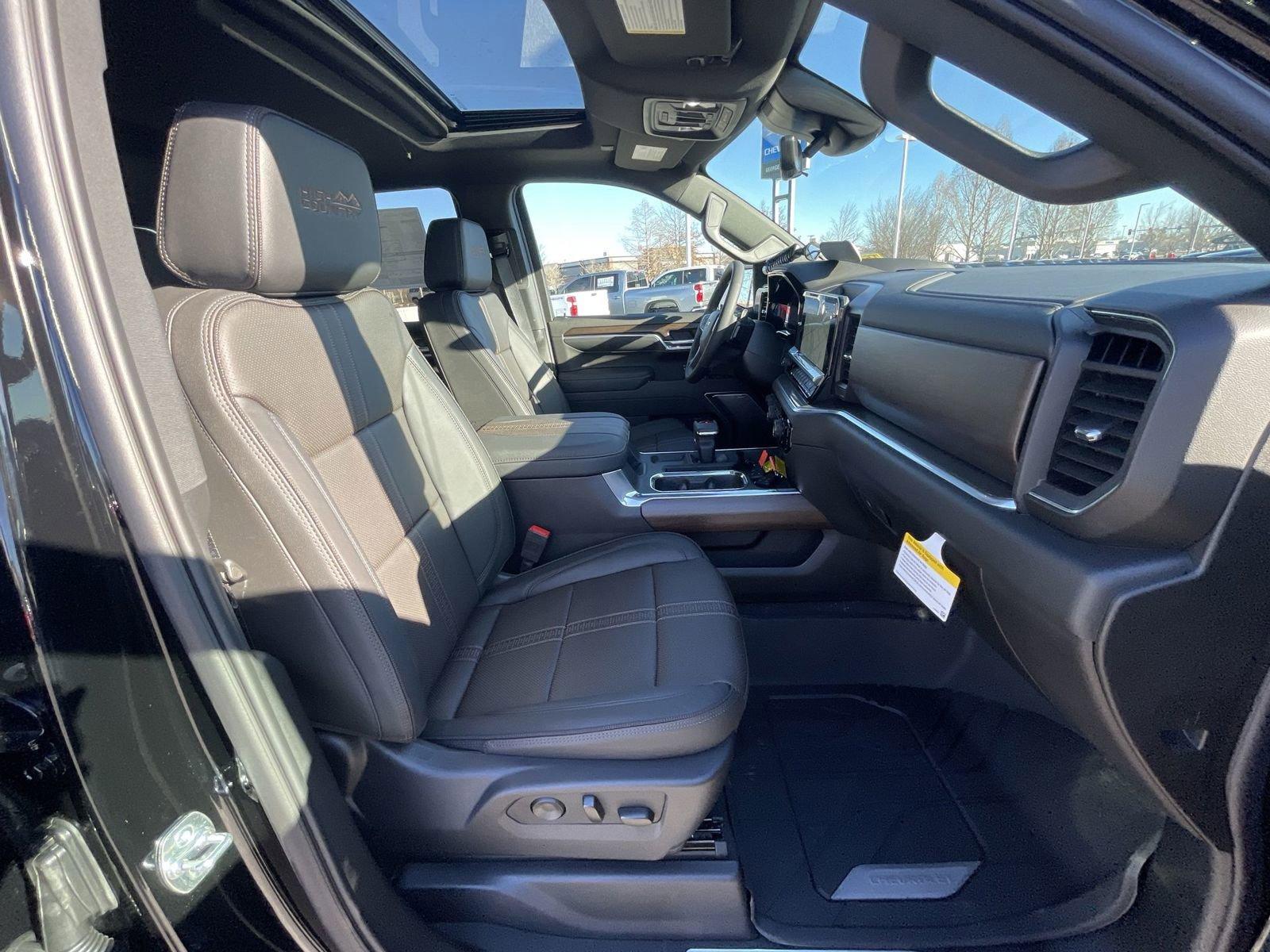 2025 Chevrolet Silverado 1500 Vehicle Photo in BENTONVILLE, AR 72712-4322