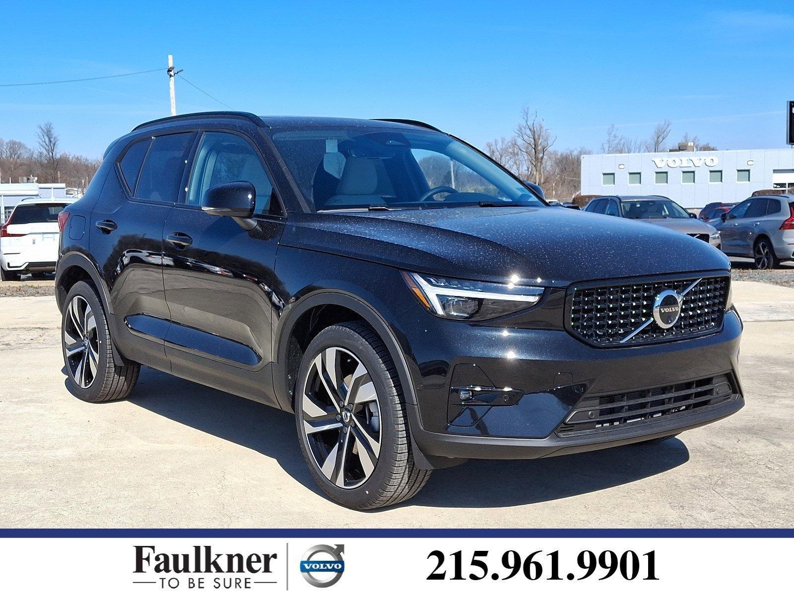 2025 Volvo XC40 Vehicle Photo in Trevose, PA 19053