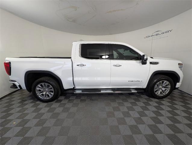 2024 GMC Sierra 1500 Vehicle Photo in ENGLEWOOD, CO 80113-6708