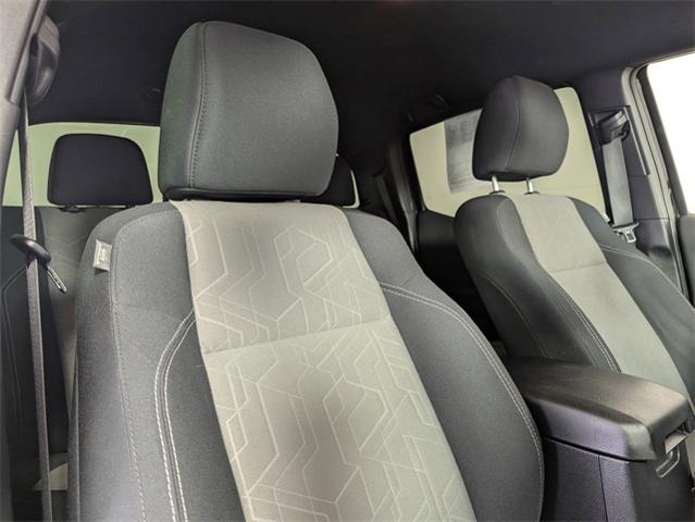 2022 Toyota Tacoma 4WD Vehicle Photo in ENGLEWOOD, CO 80113-6708