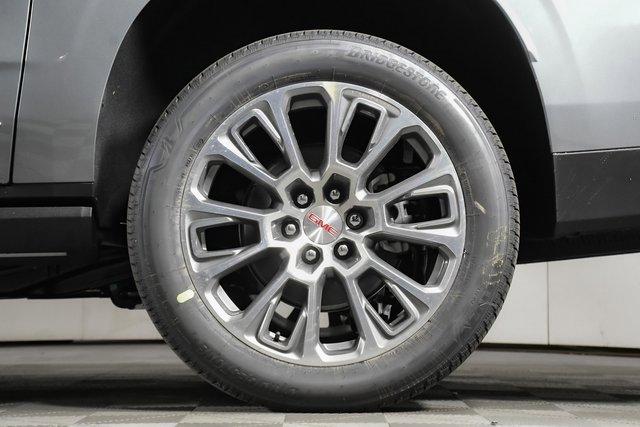 2025 GMC Yukon XL Vehicle Photo in PUYALLUP, WA 98371-4149