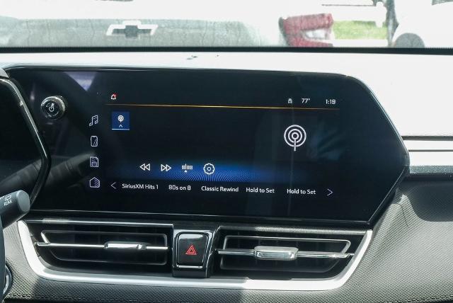 2024 Chevrolet Trailblazer Vehicle Photo in VENTURA, CA 93003-8585