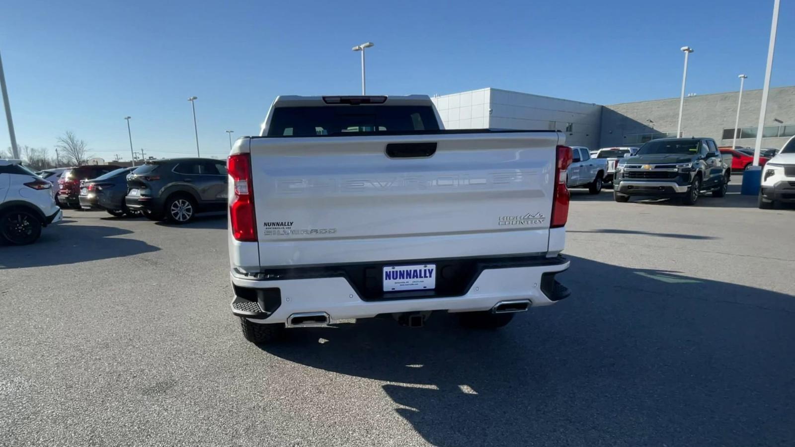 2025 Chevrolet Silverado 1500 Vehicle Photo in BENTONVILLE, AR 72712-4322