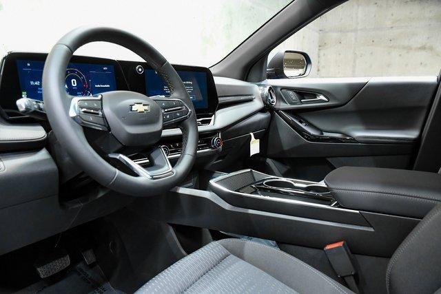 2025 Chevrolet Equinox Vehicle Photo in EVERETT, WA 98203-5662