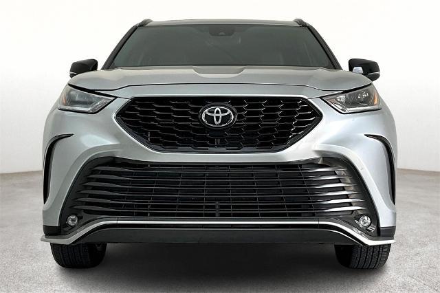 2024 Toyota Highlander Vehicle Photo in Grapevine, TX 76051
