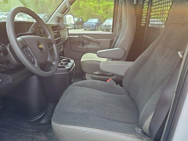2023 Chevrolet Express Cargo Van Vehicle Photo in Pleasant Hills, PA 15236