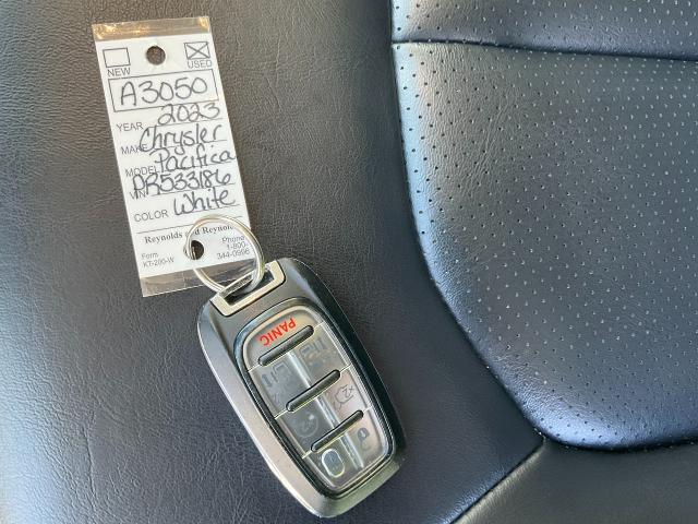 2023 Chrysler Pacifica Vehicle Photo in Kaukauna, WI 54130