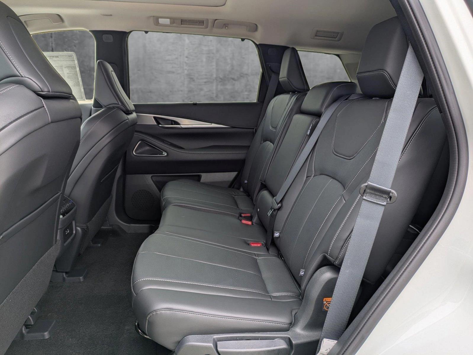 2025 INFINITI QX60 Vehicle Photo in Tustin, CA 92782