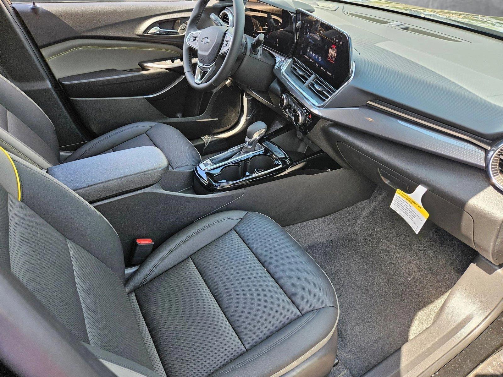 2025 Chevrolet Trax Vehicle Photo in PEORIA, AZ 85382-3715