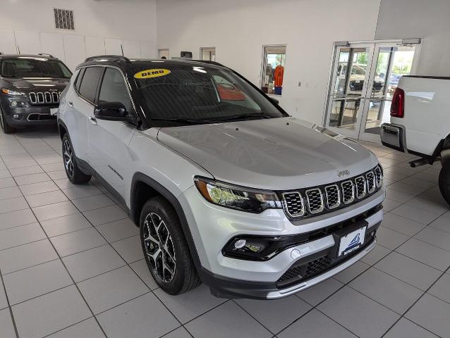 2025 Jeep Compass Vehicle Photo in Oshkosh, WI 54901