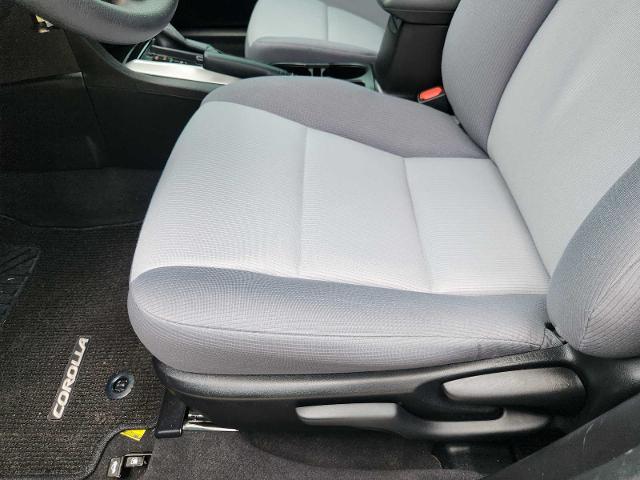 2018 Toyota Corolla Vehicle Photo in HOUSTON, TX 77079