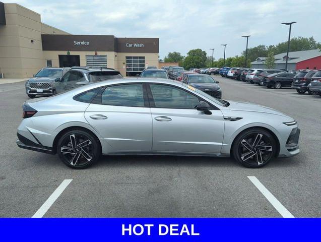 2024 Hyundai SONATA Vehicle Photo in Merrillville, IN 46410