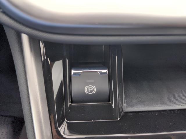2025 Subaru Outback Vehicle Photo in Green Bay, WI 54304