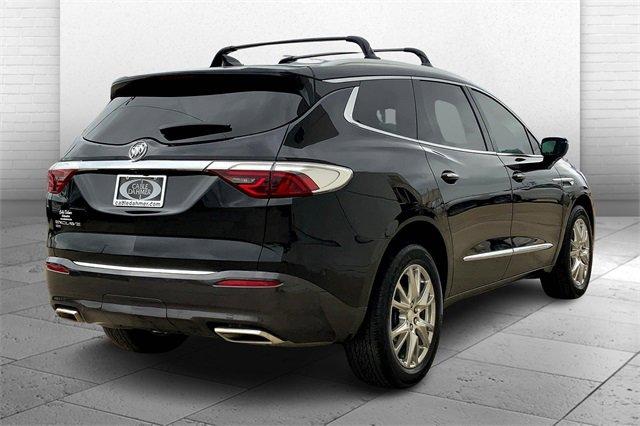 2022 Buick Enclave Vehicle Photo in TOPEKA, KS 66609-0000