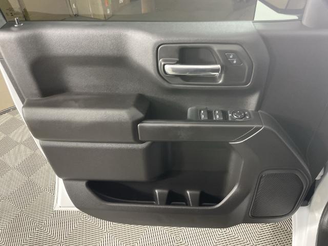 2024 GMC Sierra 1500 Vehicle Photo in GILBERT, AZ 85297-0402