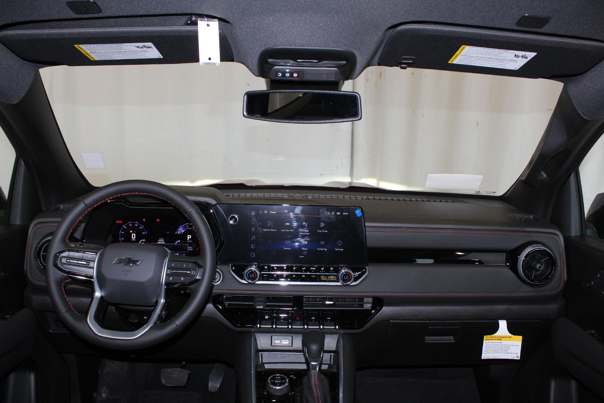 2025 Chevrolet Colorado Vehicle Photo in NORTHAMPTON, MA 01060-1120