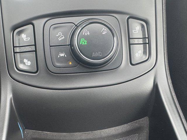 2024 GMC Terrain Vehicle Photo in LEOMINSTER, MA 01453-2952